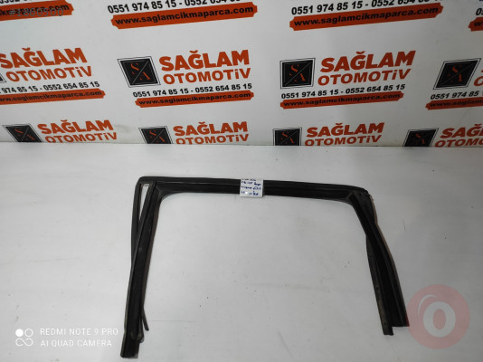 VW POLO 06-08 ÇIKMA SOL ARKA KAPI ÇERÇEVE FİTİLİ