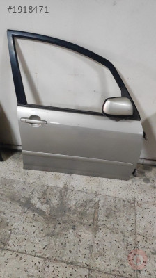 2003 TOYOTA VERSO SAĞ ÖN KAPI
