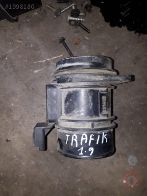 TRAFİC 1.9 HAVA FİLTRE KUTUSU,TRAFİC HAVA FİLTRE KUTUSU