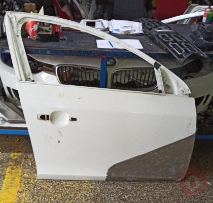 2013-2014 VOLVO S60 SAĞ ÖN KAPI ÇIKMA