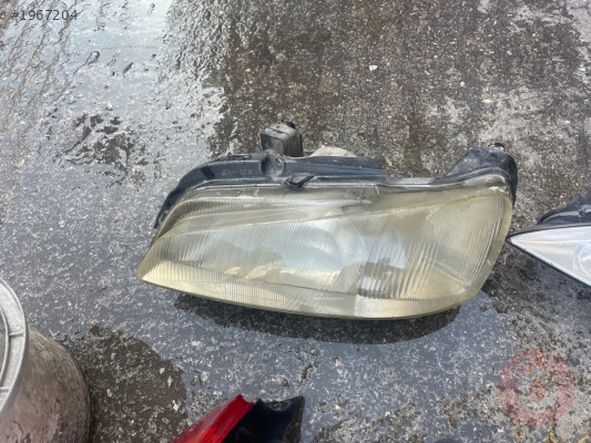 Peugeot 106 sol ön far lambası orijinal