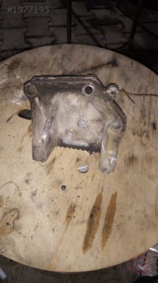 RENAULT MASTER 2 MOTOR KULAĞI ÇIKMA PARÇA