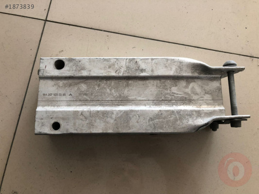 MERCEDES W207 SAĞ TAMPON BABASI A2076200295