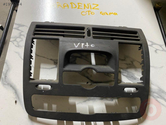 MERCEDES VİTO 2007 ÇIKMA ORJİNAL TEYP ÇERÇEVESİ