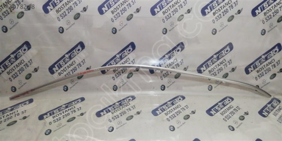 MERCEDES GL SERİSİ GL350 X166 KASA SAĞ ÖN KAPI ÜST NİKELAJ