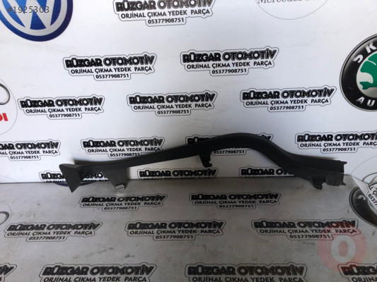 3C8867766 Volkswagen Passat cc 2011 model plastik