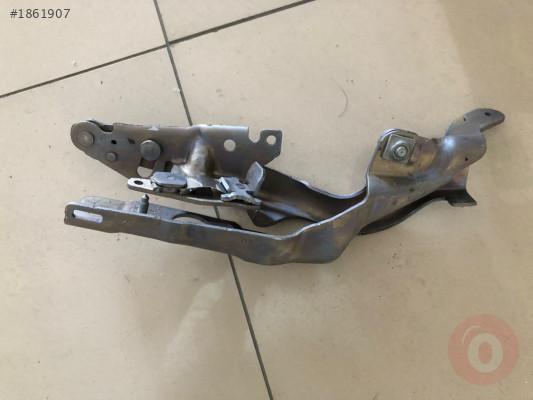 MERCEDES CLA W117 SOL KAPUT MENTEŞESİ A1178800128