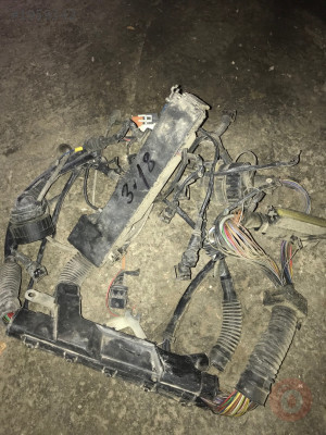 BMW e36 3.18 çıkma motor içi tesisatı komple