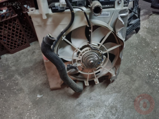 2003-2007 TOYOTA COROLLA ZZ121 ÇIKMA TEMİZ FAN MOTORU