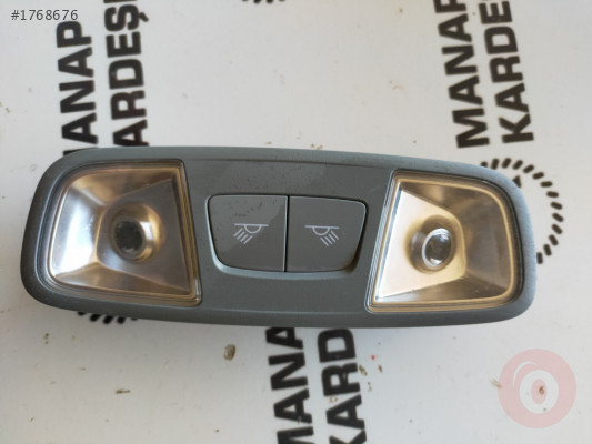 AUDİ A3 ARKA TAVAN LAMBASI 8V0947111B
