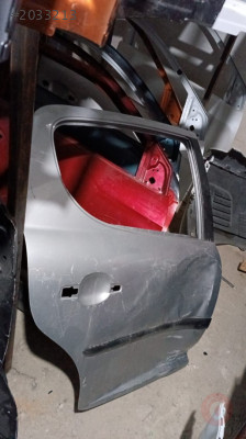 PEUGEOT 206 SAĞ ARKA KAPI ORİJİNAL ÇIKMA PEJO