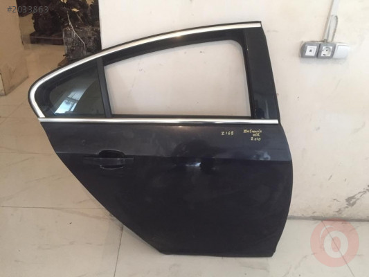OPEL İNSİGNİA  ORJİNAL ÇIKMA SAĞ ARKA KAPI