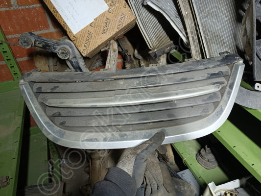 Saab 9-5 ön panjur 2005 sonrası