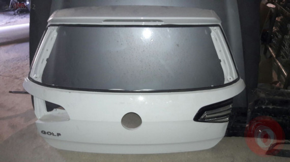 GOLF7 ORJINAL ÇIKMA BAGAJ KAPAĞI