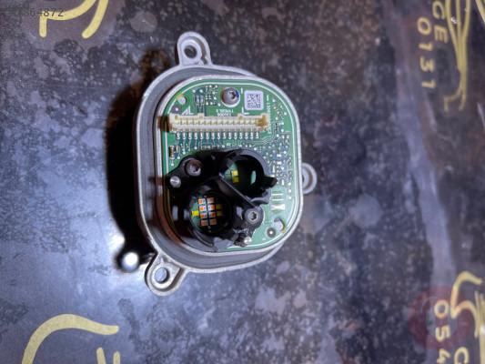 1305715395 AUDi A4 2016-2020 FAR BEYNi KÖSE LED BEYNI