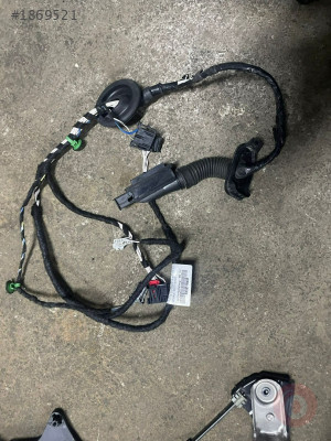 Vw PASSAT Sol Arka Kapı Tesisatı 3g0971693f Çıkma Parça