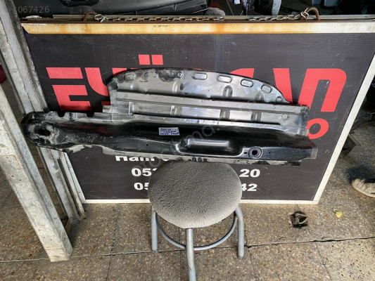 DACİA LOGAN ARKA PANEL