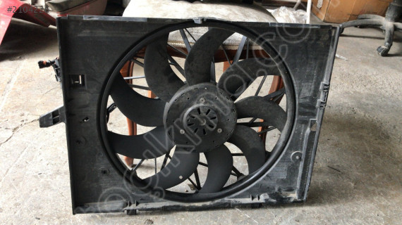 BMW E60 KASA RADYATÖR FANI 2006-2010