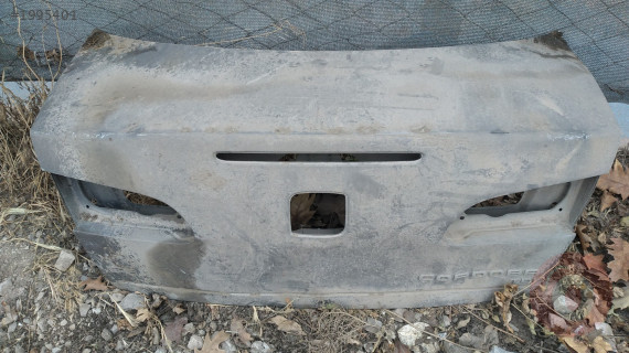 Seat cordaba çıkma bagaj kapağı az hasarlı