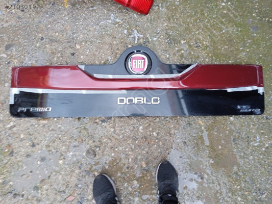 Fiat Doblo 4 arka bagaj amblemi