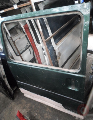 HYUNDAİ H100 1997 ORTA SÜRGÜLÜ SAĞ YEŞİL KAPI