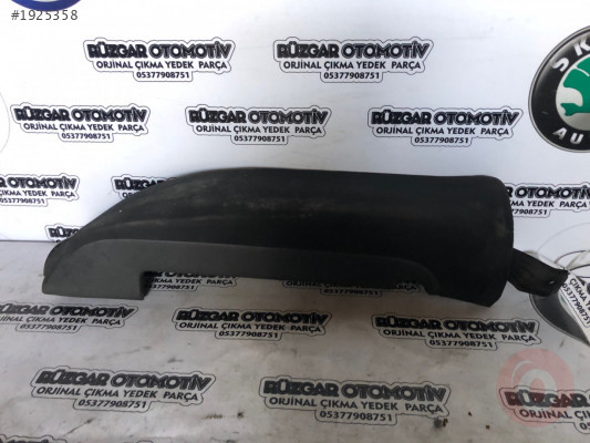 3C8 885 701 J Volkswagen Passat cc 2011 model plastik
