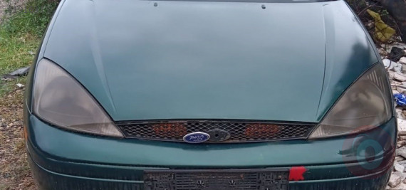 ford focus hb coupe çıkma far takımı
