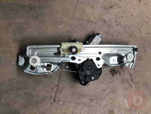 827204587R megane 4 sag arka cam motoru