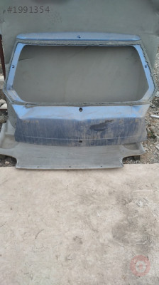 Fiat palio hb çıkma bagaj kapağı az hasarlı