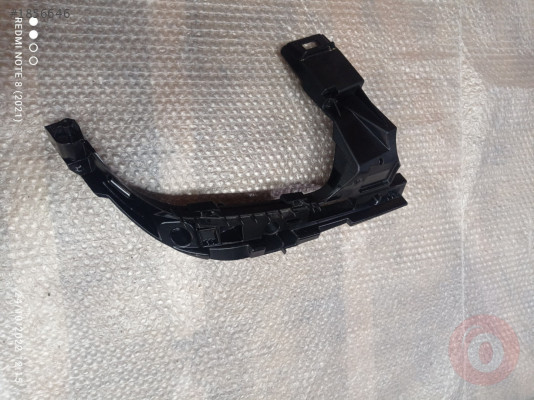 4G0807364C  TAMPON TUTUCU BRAKETİ SAĞ ARKA AUDİ A6 2015>>201