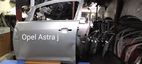 Opel Astra j çıkma sol ön kapı