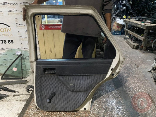 FORD ESCORT SAĞ ARKA KAPI DÖŞEMESİ ORJİNAL ÇIKMA 1990-1995