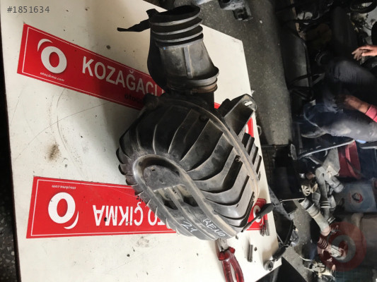 RENAULT 21 HAVA FILTRE KUTUSU