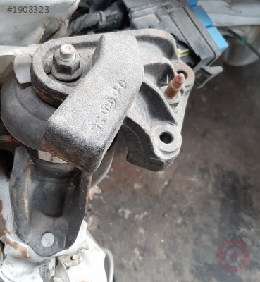 HYUNDAİ ACCENT BLUE MOTOR KULAĞI ÖN 2012-2018 ORJİNAL ÇIKMA