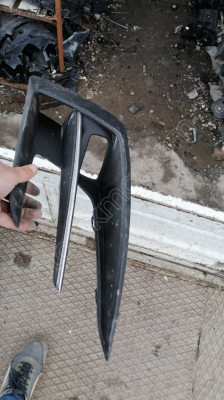 RENAULT MEGANE 4 SAĞ SİS ÇERÇEVESİ