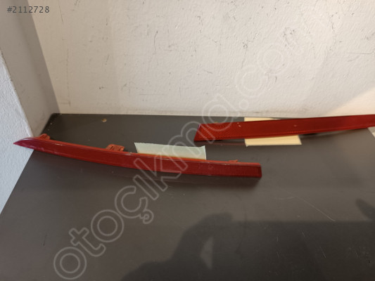 BMW F30 LCİ M TECH REFLEKTÖR KIRMIZI ARKA SAĞ 63147847166 Ç