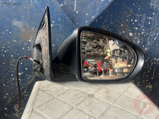2010 Nissan Qashqai sağ ayna çıkma