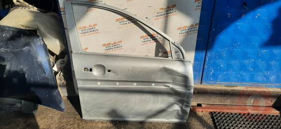 Hyundai Accent Era sağ ön kapı 2007 2012
