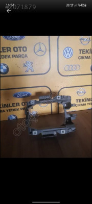 AUDI A3 OTOMATİK VİTES MEKANİZMA ALT ÇERÇEVESİ