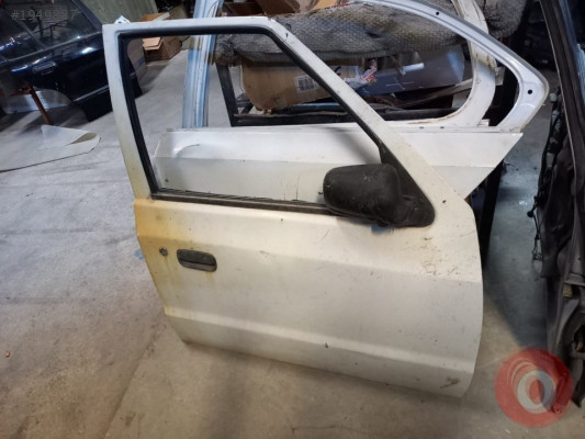 SKODA FELİCİA   ORJINAL ÇIKMA SAĞ ÖN KAPI