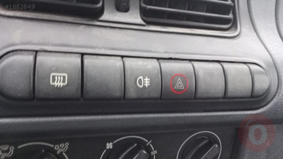 1996 model skoda felicia çıkma kontrol düğmeleri 4lü flaşör