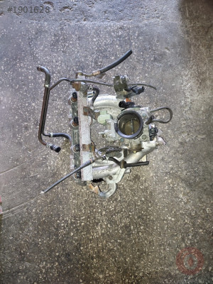 Honda Civic emme monifoldu çıkma orjinal ies