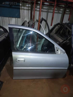 opel vectra b sağ ön kapı gümüş gri renk