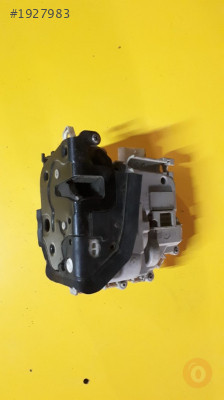 Audi A1 8X A3 S3 8V Tt 8S çıkma kapı kilidi ön sol 8X1837016