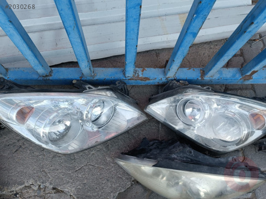 Opel Astra h kasa içi beyaz takım sağ sol ön far çıkma