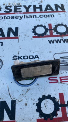 5N0943021B skoda octavia 2016 tiguan plaka lambası sol