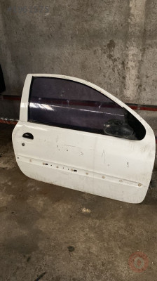 PEUGEOUT 206 GTİ SAĞ ÖN KAPI