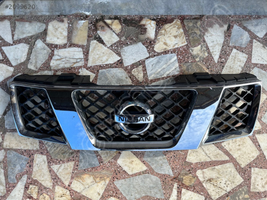 NİSSAN NAVARA ÇIKMA ORJİNAL ÖN PANJUR