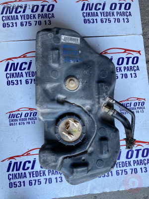 2011 Ford Fiesta Yakıt Deposu Cıkma Temiz