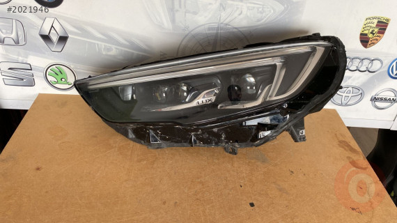 OPEL İNSİGNİA B ÇIKMA SOL FAR I-LUX